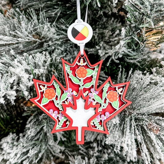 INDIGENOUS MAPLE LEAF ORNAMENT